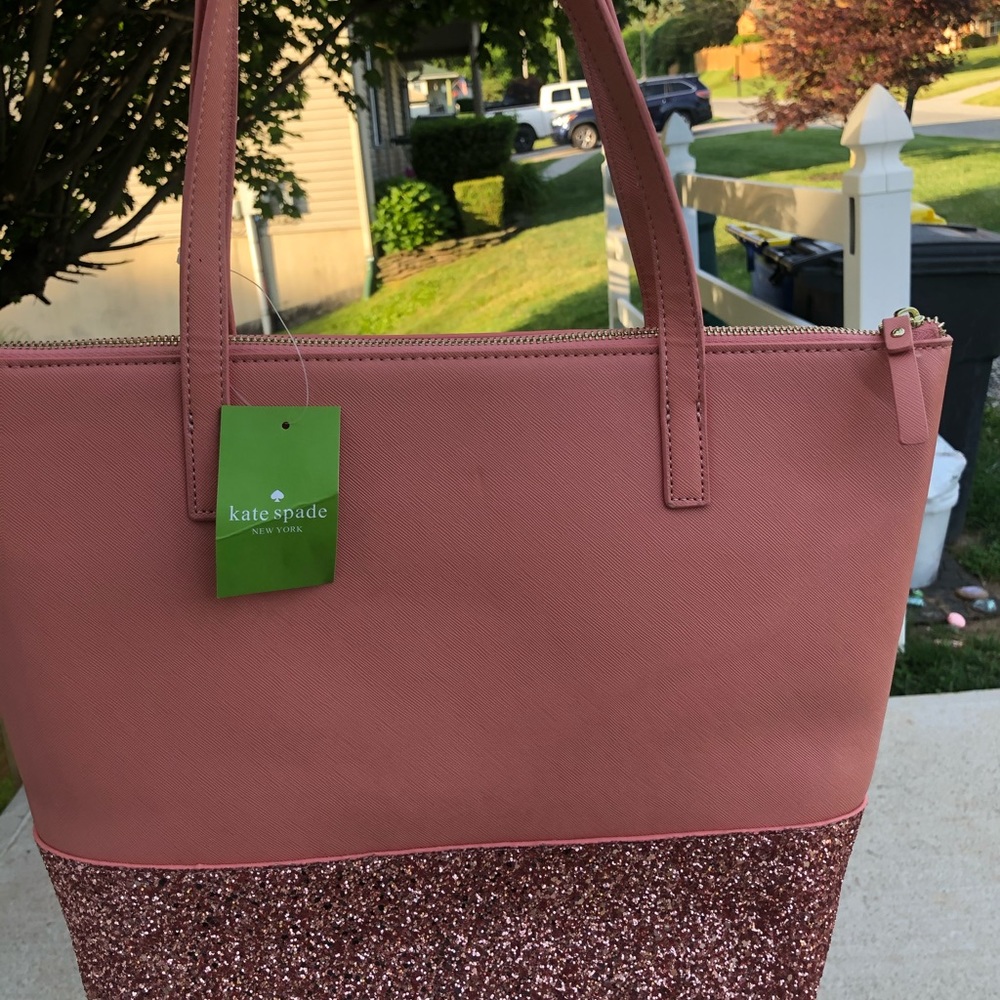 Kate Spade Purse Set - Picture 2 of 7